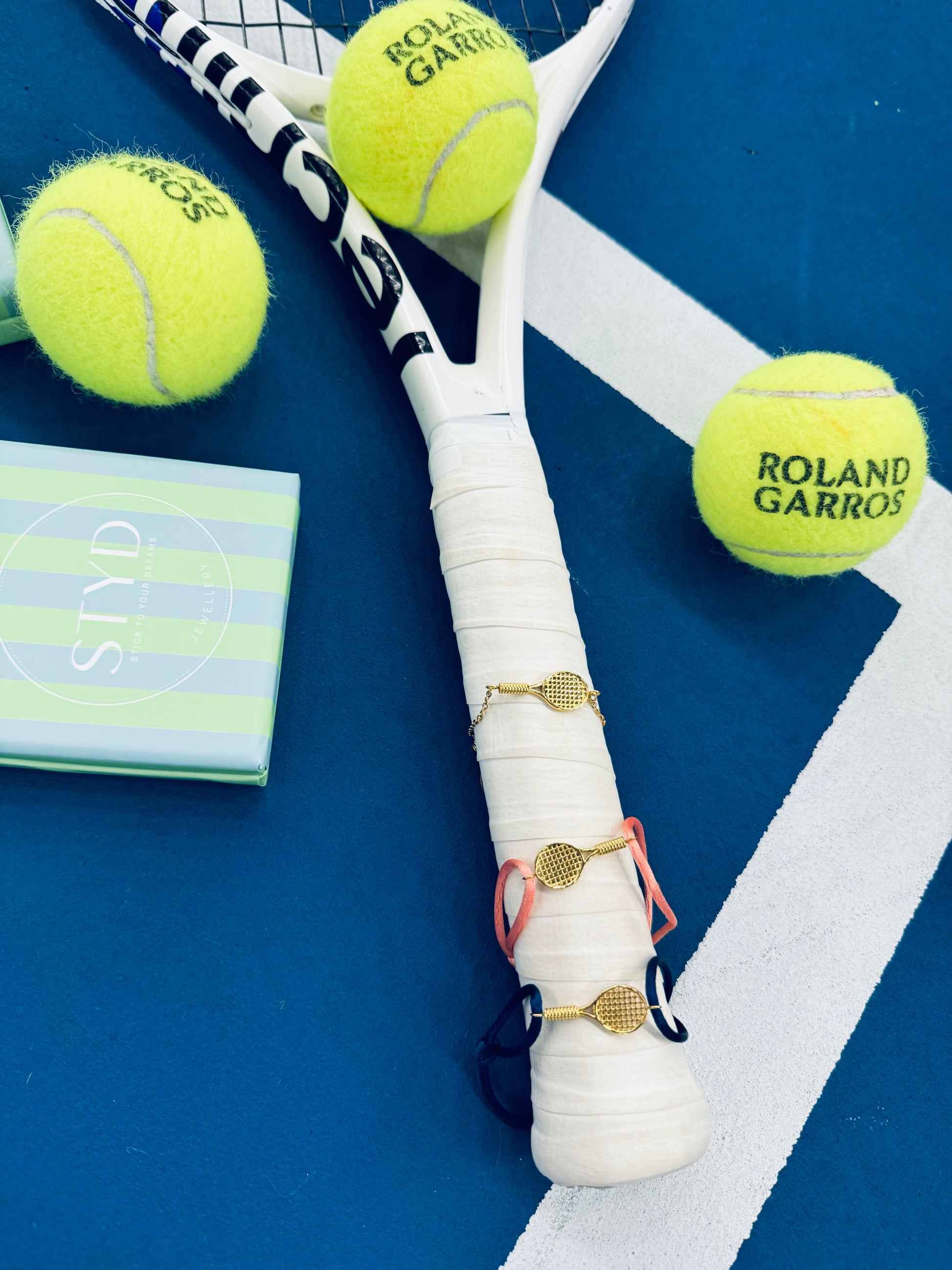 Rally Smile Racket Rally Together Gold – Stick To Your Dreams